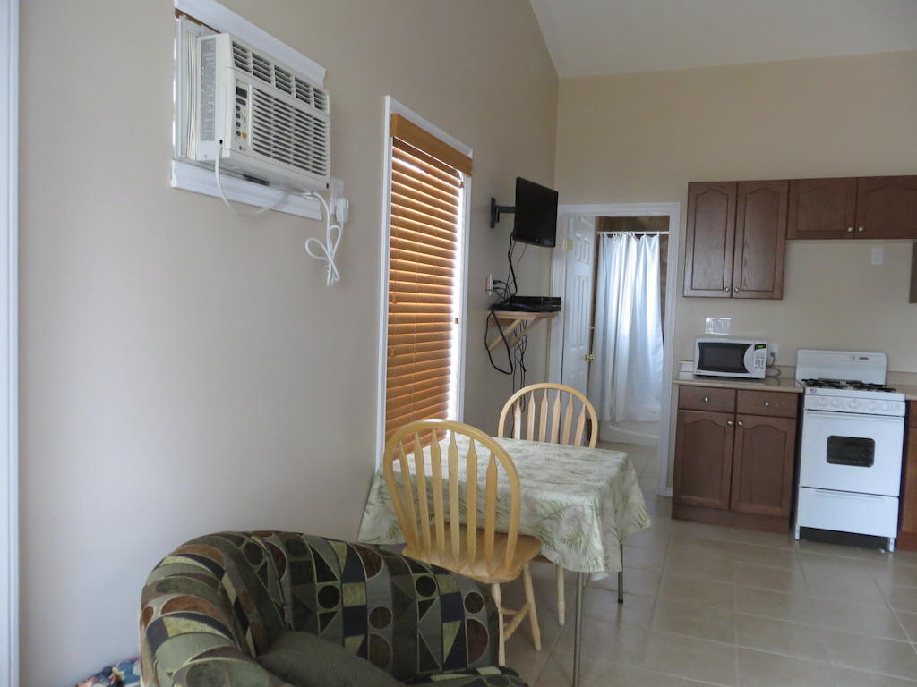 Halls Cottages Honey Harbor Extérieur photo
