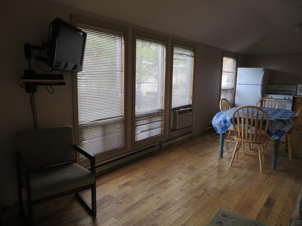 Halls Cottages Honey Harbor Chambre photo