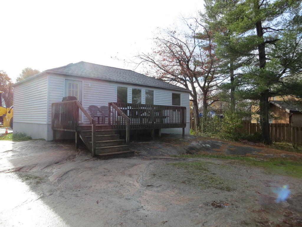 Halls Cottages Honey Harbor Chambre photo